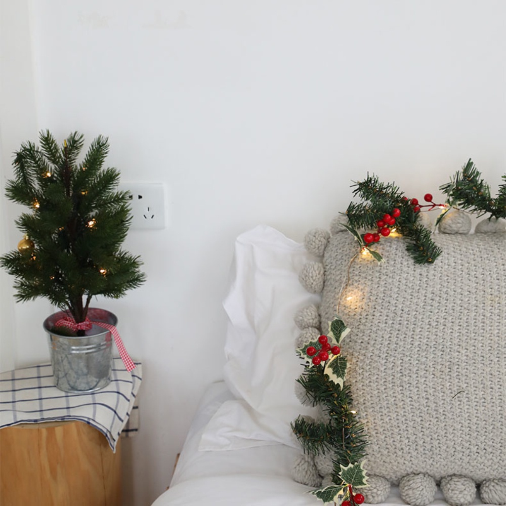 Lampu Tumblr Led Bentuk Buah Pinus Panjang 2m Untuk Dekorasi Pohon Natal