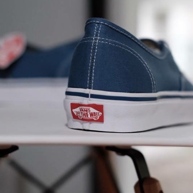 V4NS AUTHENTIC NAVY/WHITE CLASSIC ORIGINAL 100%