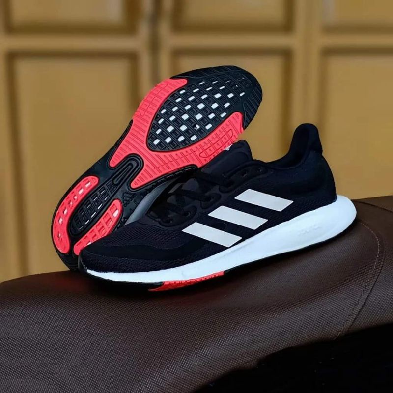 Adidas Supernova Bounce