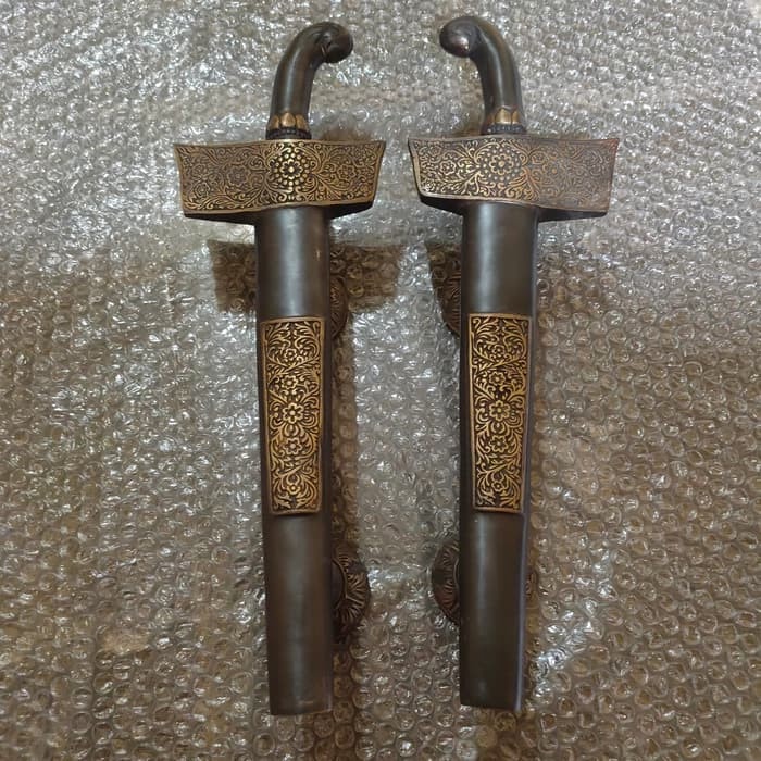 Handle Pintu Rumah Kuningan Motif Keris Asli Kuningan