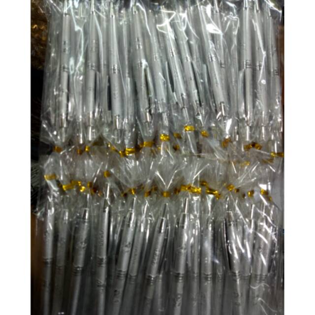 

Souvenir Pernikahan Pulpen / Pena Silver Kemas Plastik