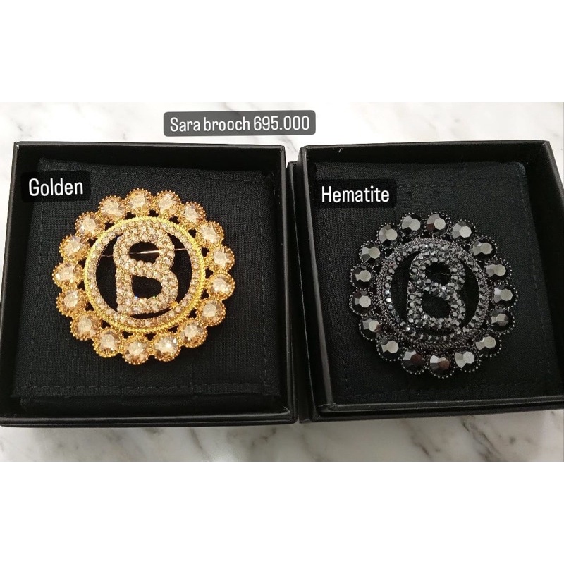 Sara brooch buttonscarves