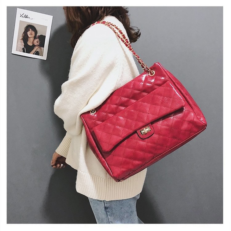 tas import wanita warna merah model cnl shoulder bag ukuran besar cabe