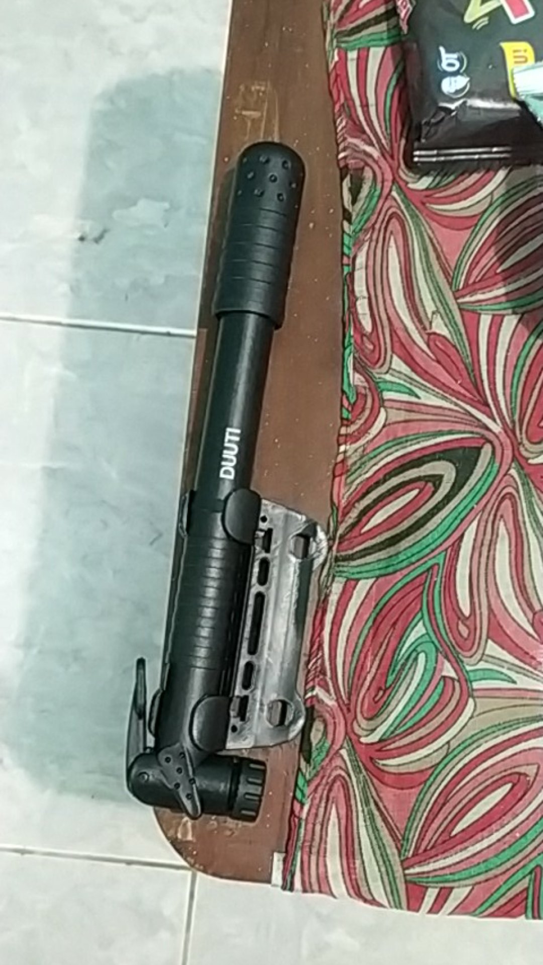 Pompa Angin Mini Untuk Sepeda Gunung