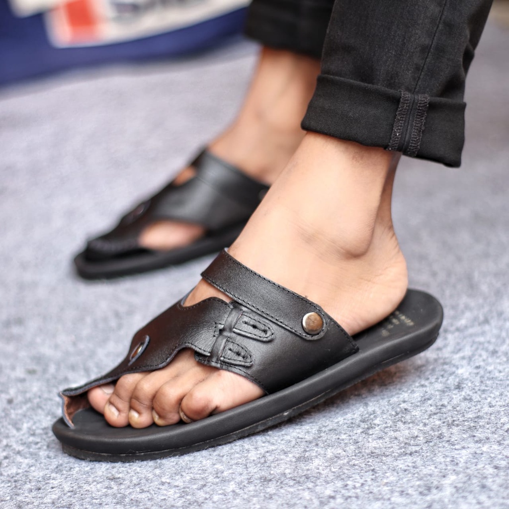 MOLK|Sandal Kulit Pria Original CasUAL Pria Trendy Traveling Cowok Hitam Murah