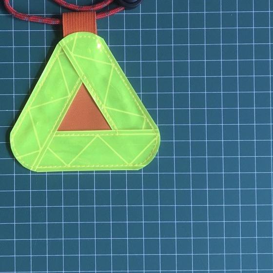 TRIANGEL REFLEKTOR / REFLEKTOR SEGITIGA / REFLEKTOR SEPEDA GANTUNGAN