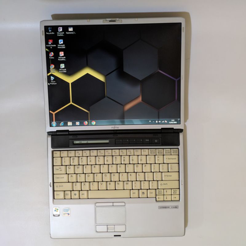 laptop bekas murah tangguh Fujitsu Lifebook ram 2gb hardisk 120gb - Layar square/kotak