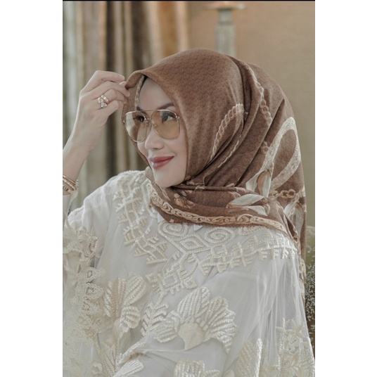 Buttonscarves Chain Series Wood