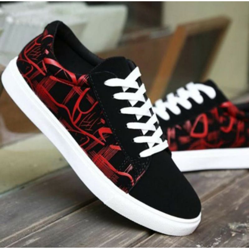 11.11 Big Sale Sepatu Pria Sepatu Sport Sneaker Pria Terbaru Sneakers Pria Wanita Sepatu Vans