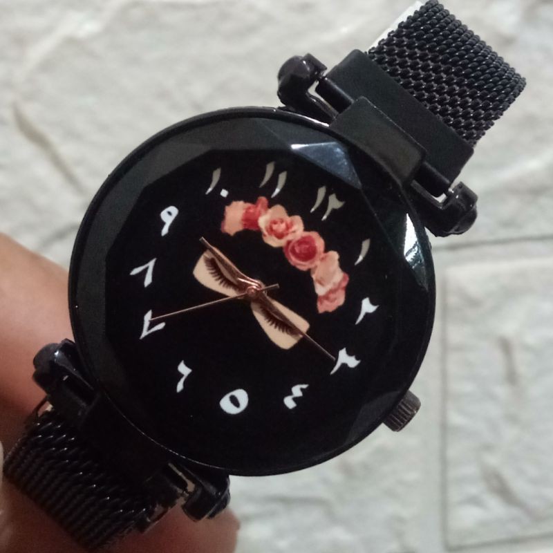 jam tangan wanita kekinian2023