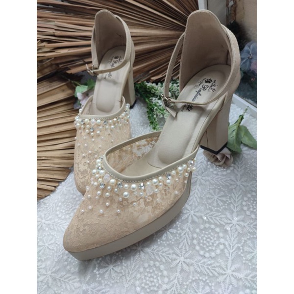 sepatu rafaizoutfit zarva cream tinggi 9cm tahu