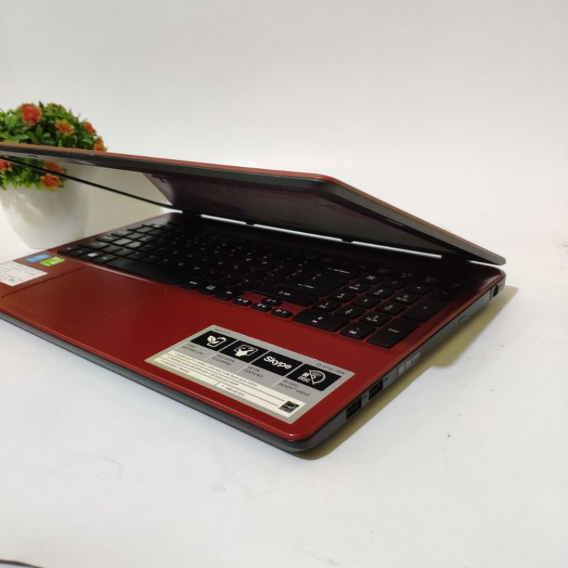 laptop gaming dan editing acer aspire E5 571G - core i7 gen5 - ram 16gb - dual vga Nvidia 4gb