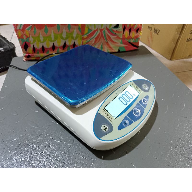 Timbangan Digital Balance 5kg atau 5000g x 0.01g Osuka