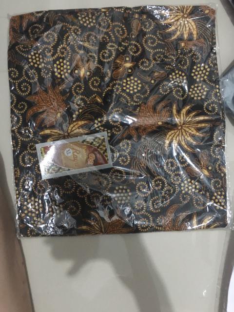 Kemejabatikpria/batikpria/batikcowok/bajubatik/pakaianbatik/batikpekalongan/batik Oval Litle