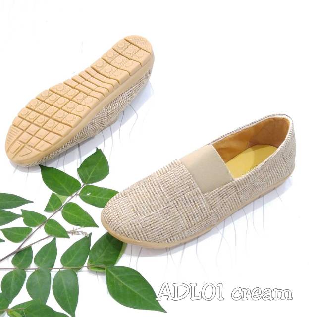 Borneo Sepatu Wanita Flats ADL01 Bahan Kanvas Tebal by Xavyera