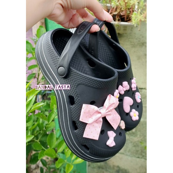 Sandal Baim Wanita Jelly Import Classic Bae Clog Fashion Jibbitz Pita Karakter Beruang Bear Casual Terbaru Korea Style Tinggi 4 cm