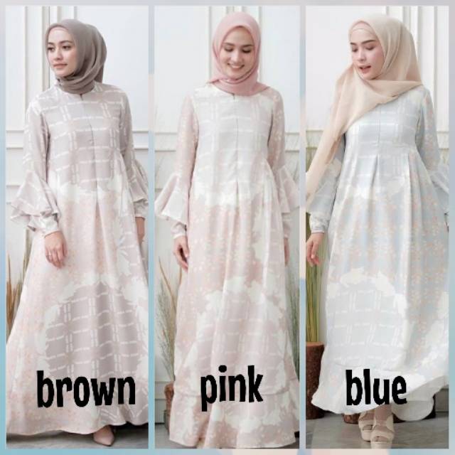 Belle dress wearing klamby