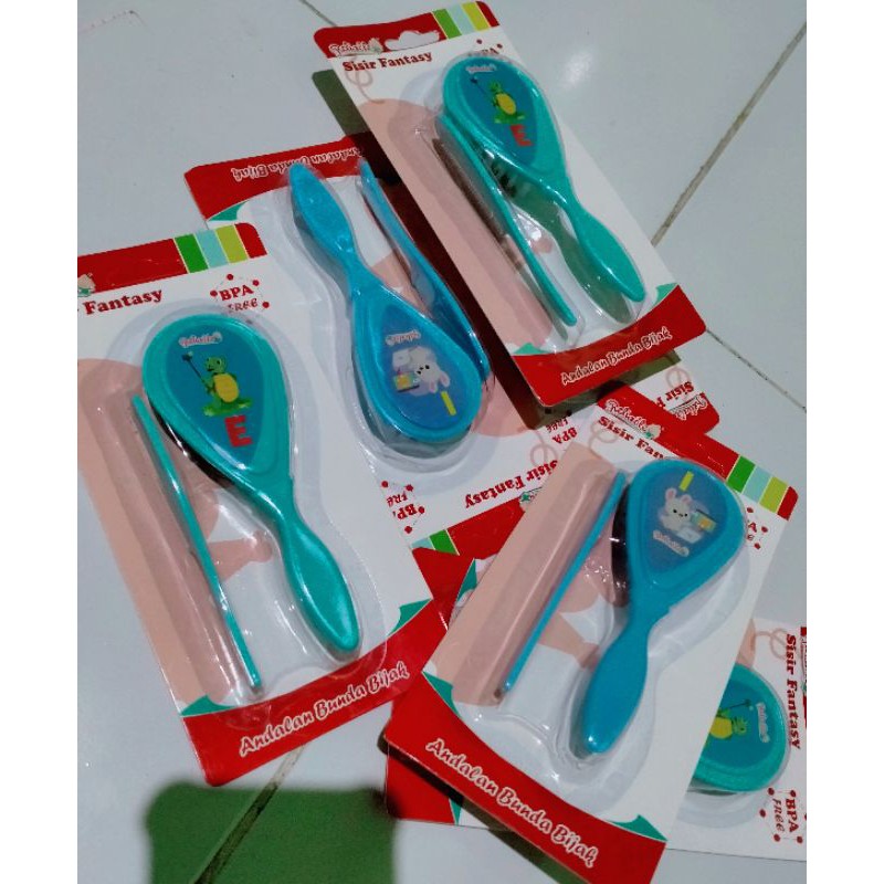 Sisir bayi 2 in 1 merk fantasy bulu halus aman untuk bayi