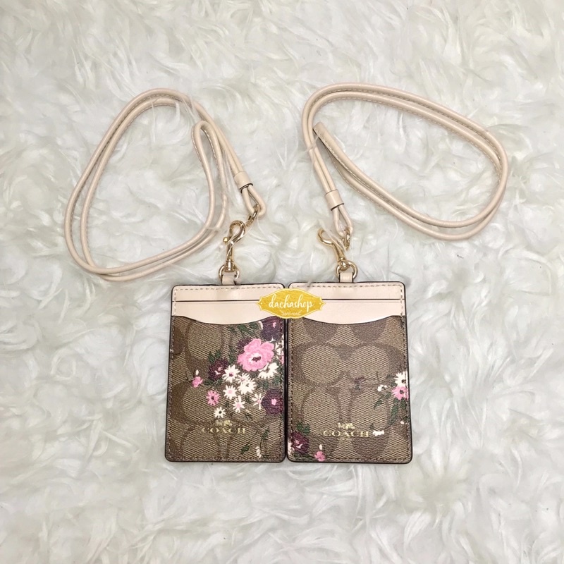 

coach ID Lanyard Evergreen Khaki Multi