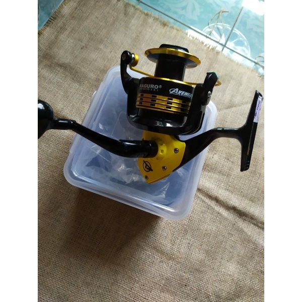 MAGURO AVENGERS SPINNING REEL 7000