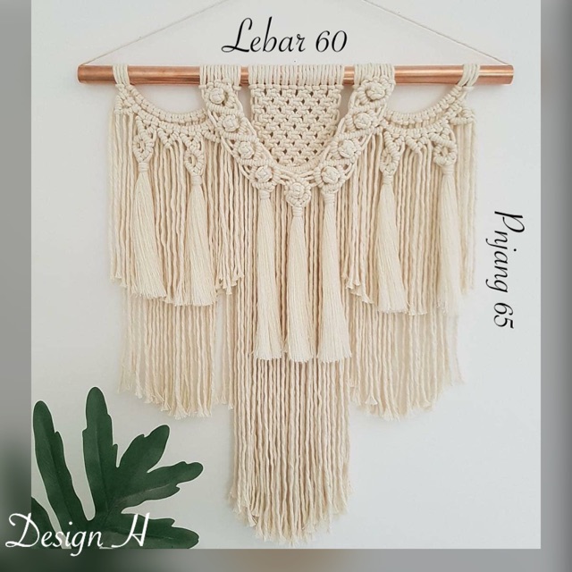 Macrame wall hanging bohomian look