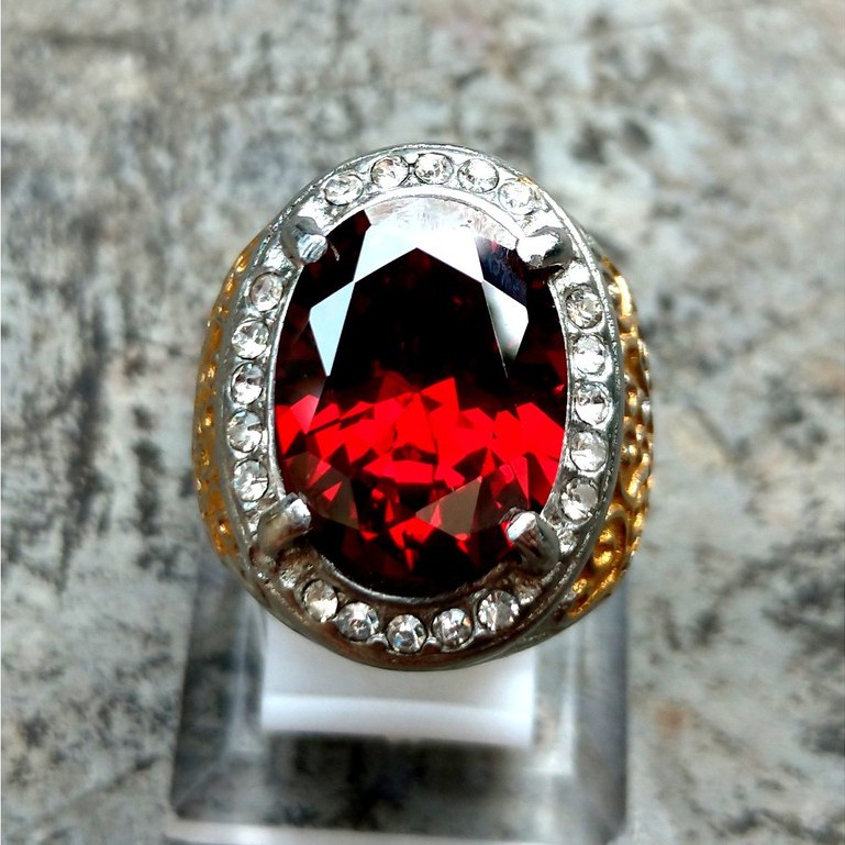 Ring Taring Permata Red Garnet Oval Cutting