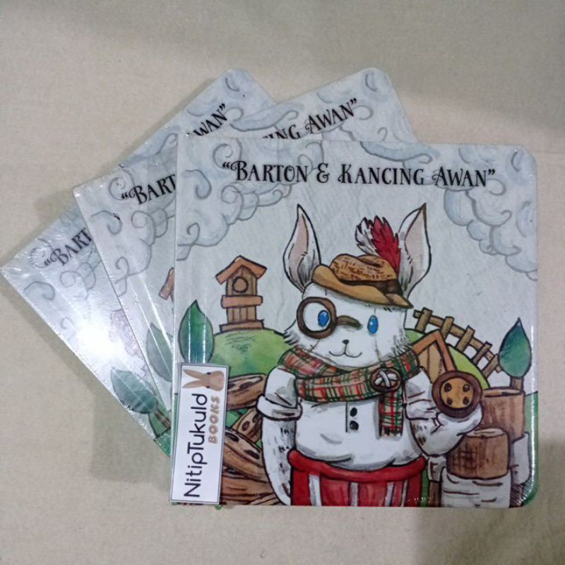 Board Book : Barton dan Kancing Awan
