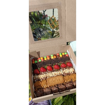 

Brownies hias mix strawbery lotus(HANYA INSTAN)