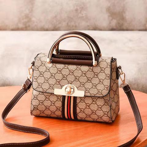 tas selempang wanita 4428 tas import motif gd yans collections tas jakarta