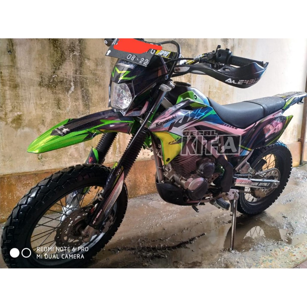 Jual Decal Stiker KLX 150 Bf Decal Stiker KLX 150 G Sticker Striping Full Chrome Indonesia Shopee Indonesia