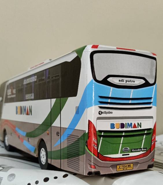 Miniatur Bus bis / mainan bus bis  Budiman shd