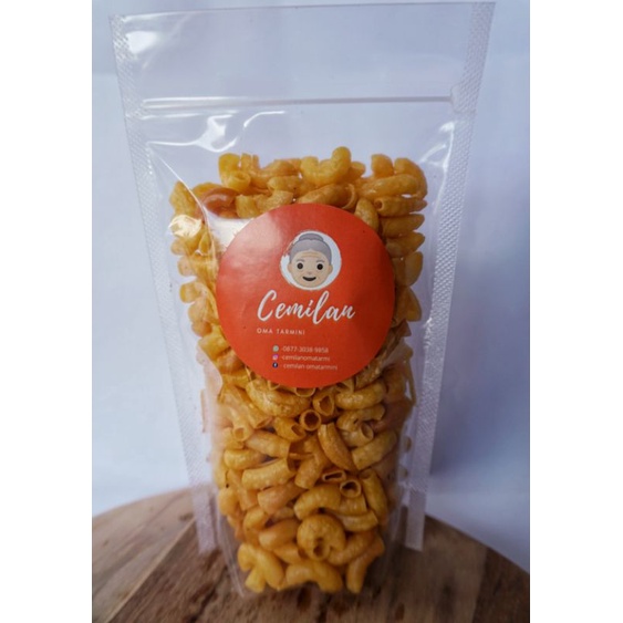 

MAKANAN RINGAN MAKARONI PEDAS GURIH HARGA MURAH 100 GRAM KENCUR + DAUN JERUK