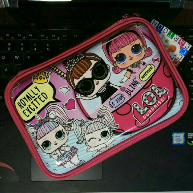 

Tempat Pensil LOL Surprise