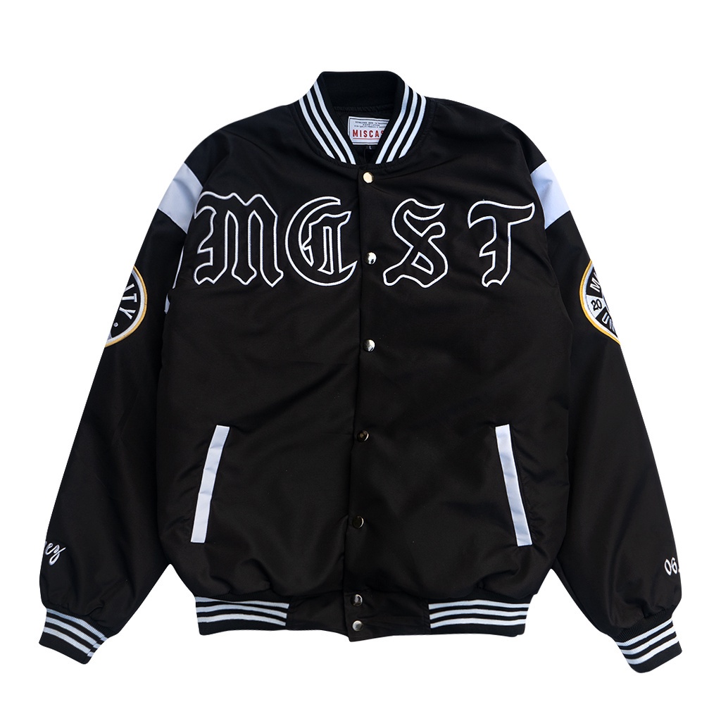 PROMO MISCAST VARSITY JACKET VINTAGE CHAVEZ HITAM