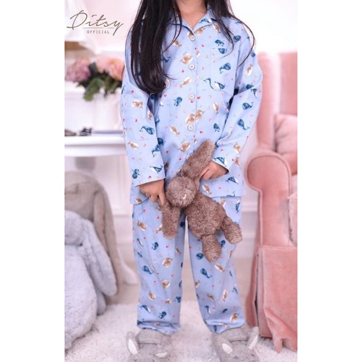 Little ditsy pajamas size 7