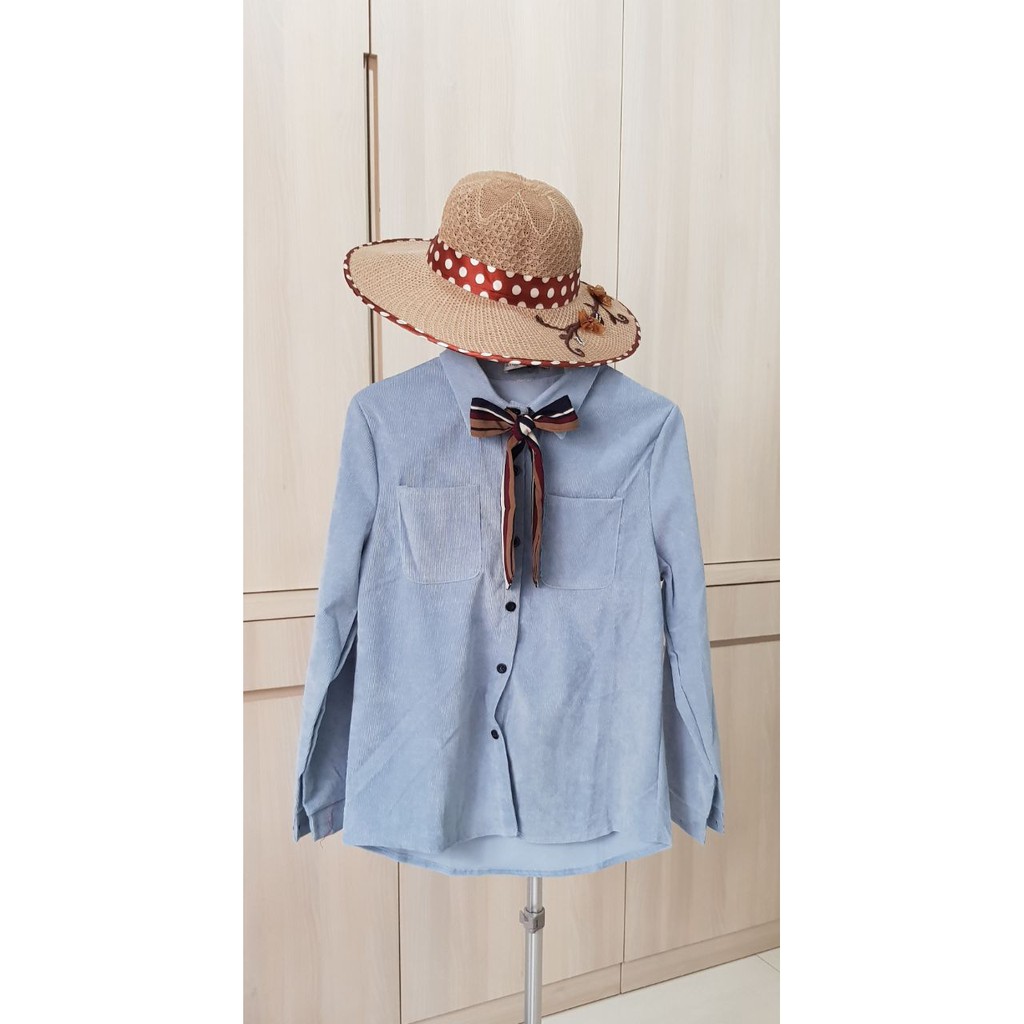 

Top Chic Couduroy Pita
