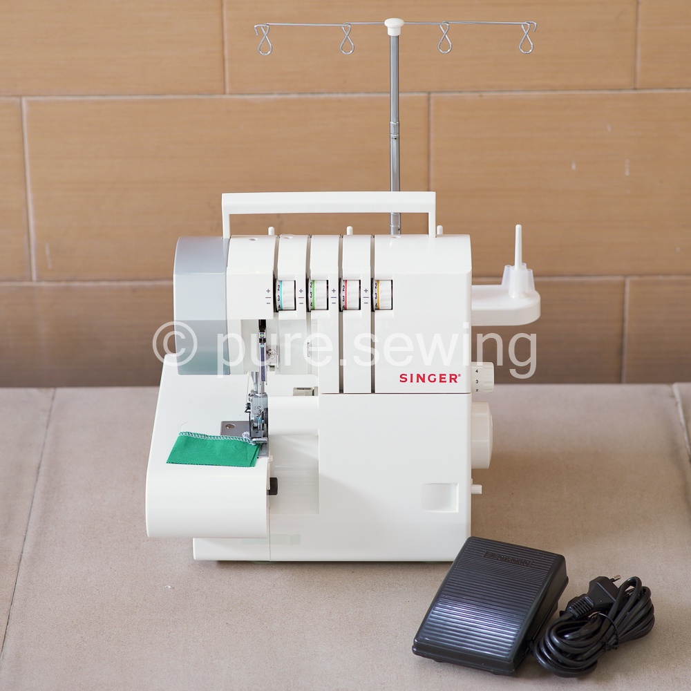 (KEPALA SAJA) Mesin Obras Portable Merk SINGER seri 14SH754