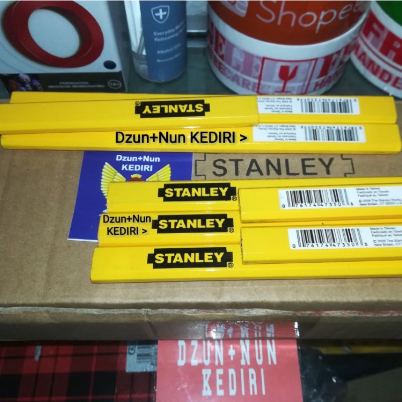

Pensil Stanley Original / Pensil Kayu Tukang / Petelot Tukang / Petelot Kayu