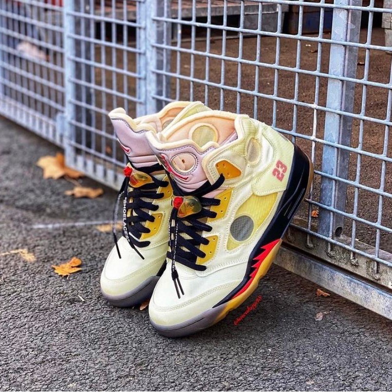 off white metallic 5s