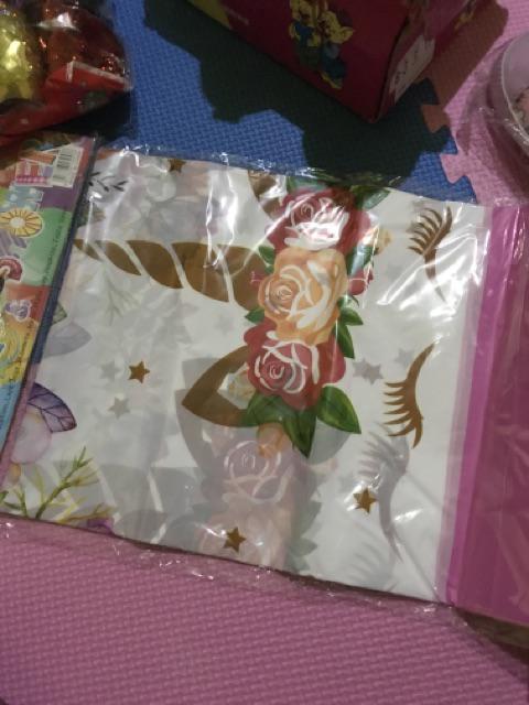 Taplak Meja Desain Mata Besar Bahan Kertas Untuk Pesta Ulang Tahun