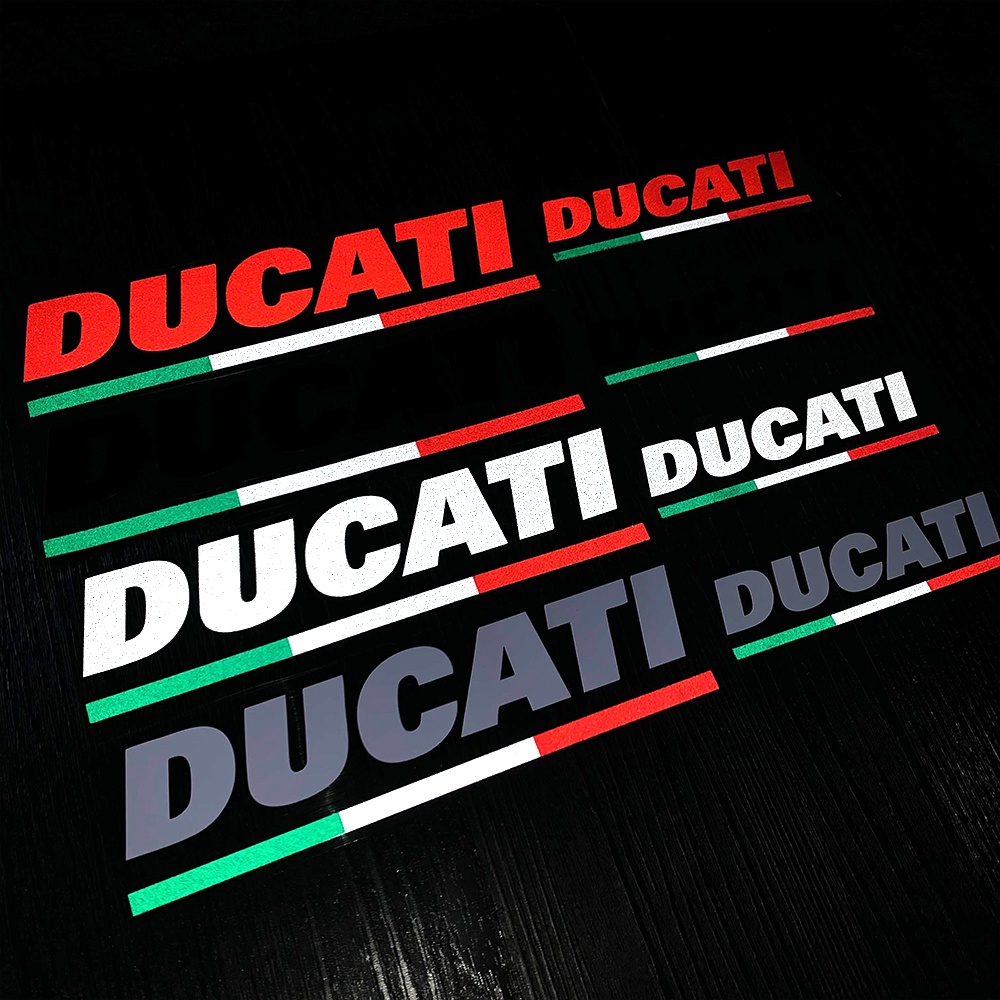 1 Pasang Emblem Motif Logo Motor Racing Ducati 3D Warna untuk Dekorasi