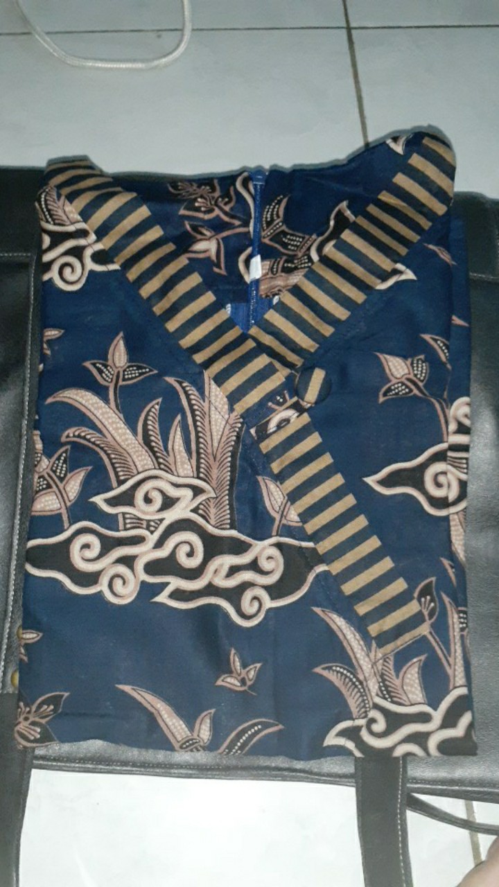 Batik Wanita Atasan Blouse Modern Terbaru Kode 2020112 Juminten Peplum Batik Dua Putri