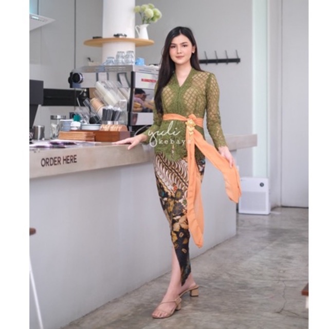 setelan Kebaya Bali Semi italy Norvina Premium Kartini