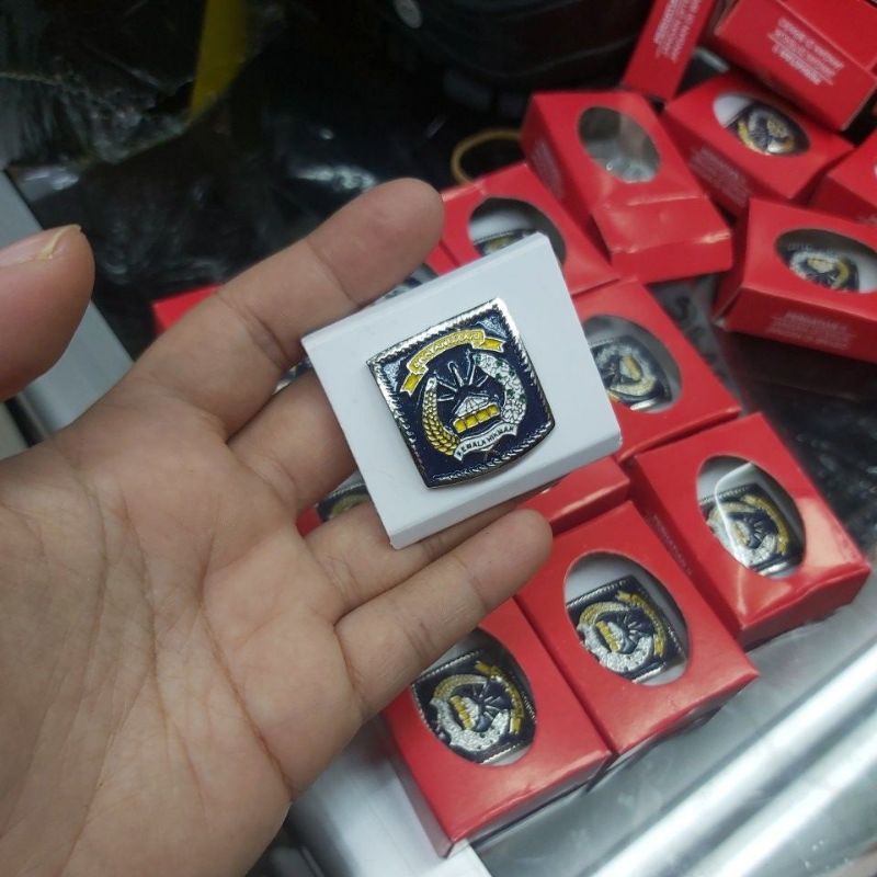 PIN BHAYANGKARI BAHAN TEBAL (*#PENITI *