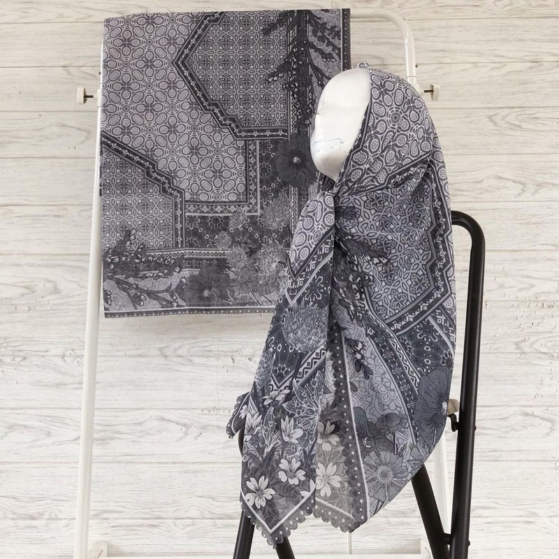 101 -150 KERUDUNG VOAL MOTIF SEGIEMPAT-115