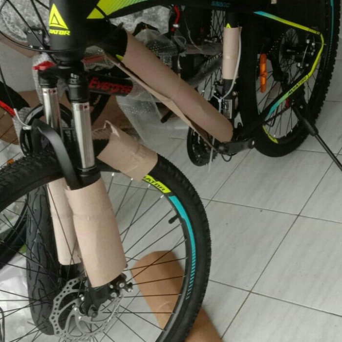 sepeda gunung 26 AVIATOR 2692 XT Fork bisa LOCK
