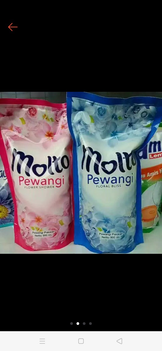 Molto Pelembut Dan Pewangi Pakaian 900ml