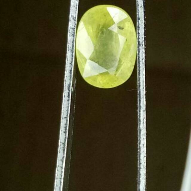 Batu yellow sapphire africa 2.35 crt