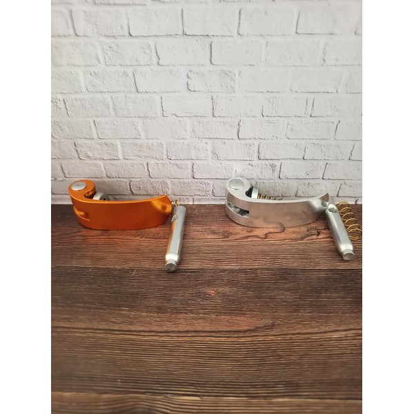 Clamp Baut Batangan Tengah Sepeda Lipat