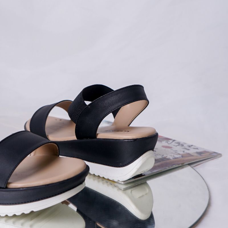 sepatu sandal wedges wanita sarasara nadia/sendal wanita wedges sarasara tipe nadia